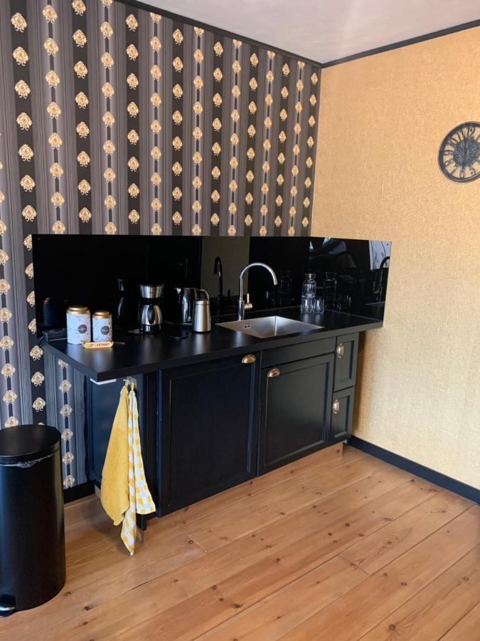 By Goselink Bed & Breakfast Алкмаар Екстериор снимка