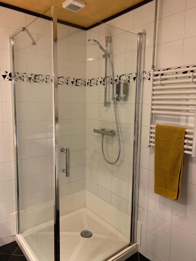 By Goselink Bed & Breakfast Алкмаар Екстериор снимка